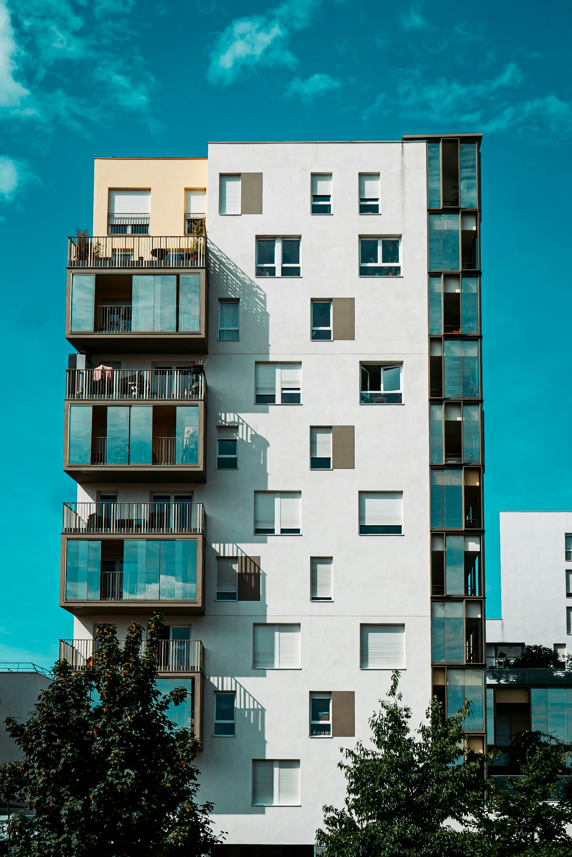 Burj-view apartment, Boulevard